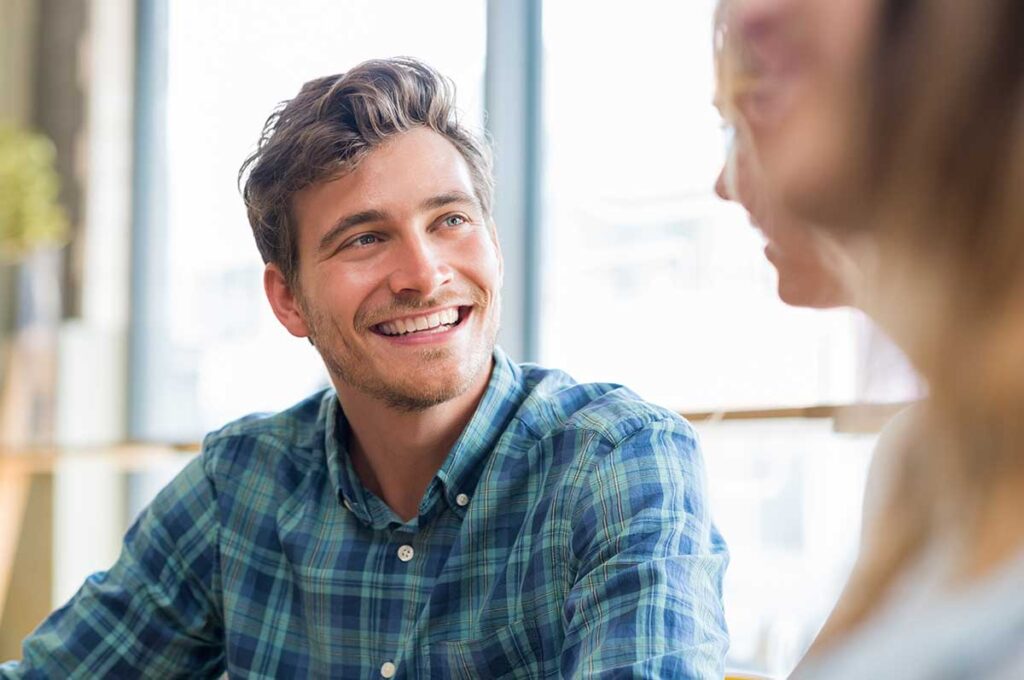 woman talking with a therapist and asking can I force my husband to go to rehab?